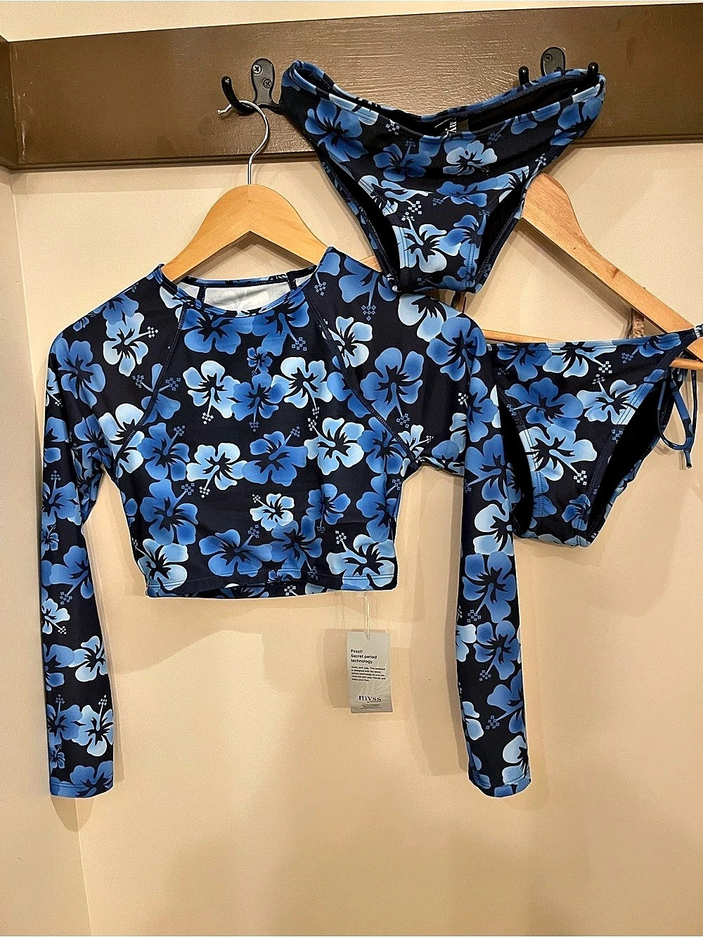 myss teen period swim Floral Three-Piece Bikini Set  12 kids NWT